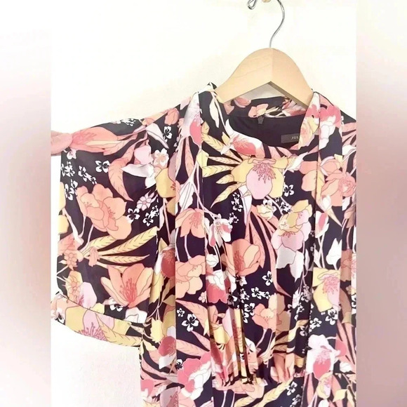 Julia Jordan Floral Puff-Sleeve Navy Blue Short Sleeve Midi Dress Size 4, NWT - Picture 7 of 16